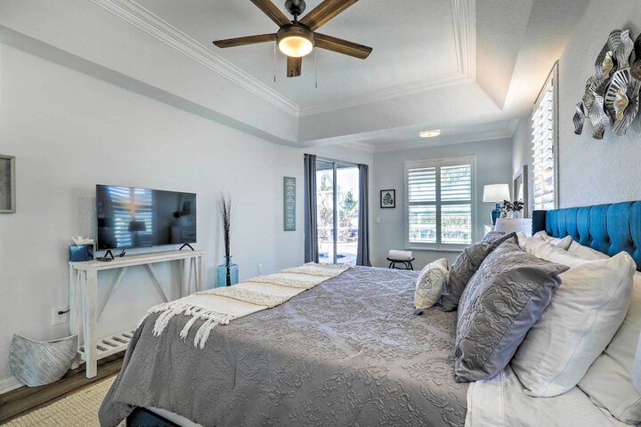 Heated Pool / spa & Dock: Apollo Beach Home on Canal