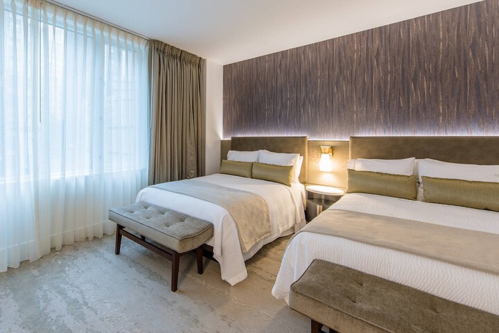Room 10 of 50