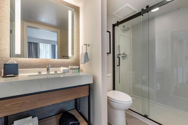 Room 21 of 64