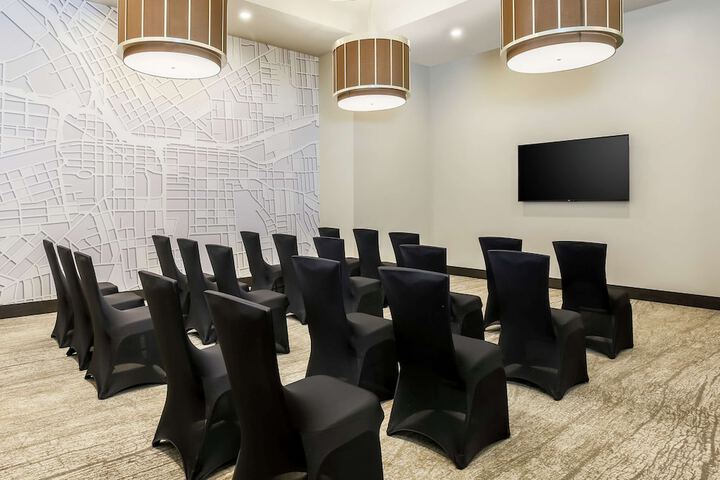 Embassy Suites by Hilton Syracuse Destiny USA