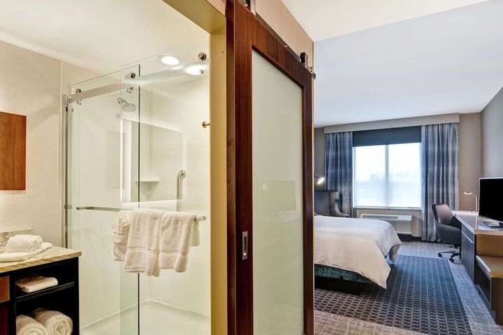 Room 22 of 39