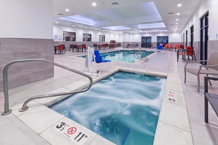 Pool 7 of 33