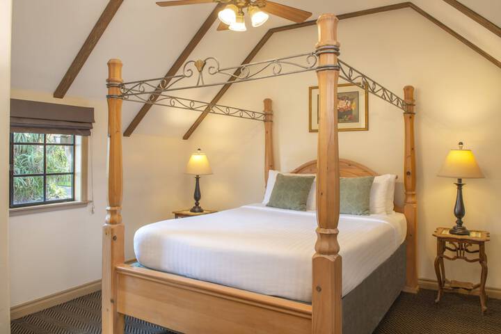 Room 5 of 36