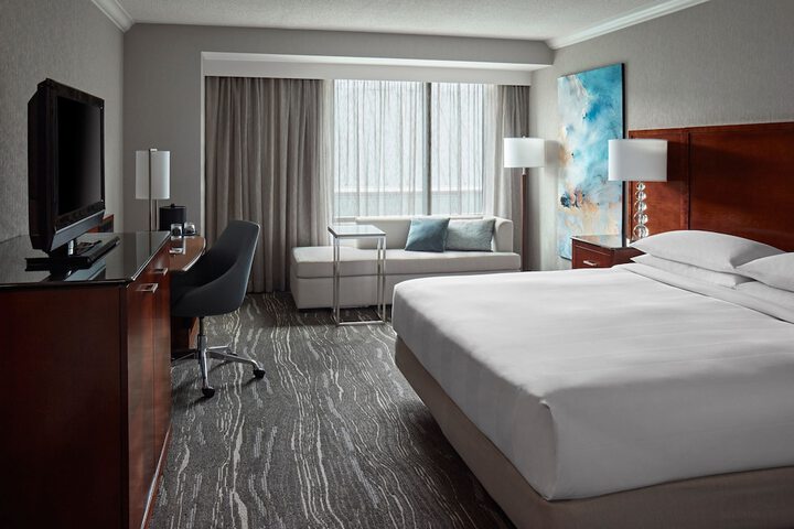 Room 33 of 88