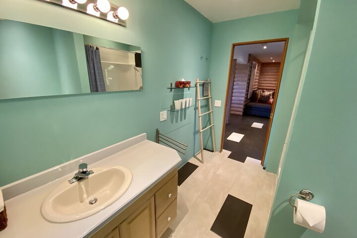 Room 40 of 90
