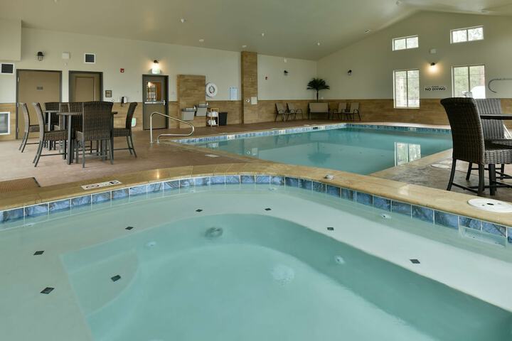 Pool 3 of 33