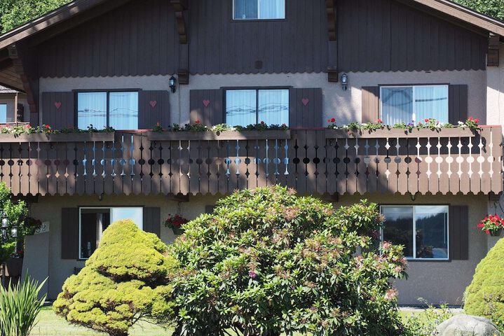 Hotel 8 of 145