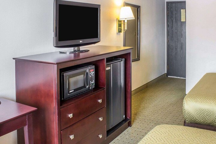 Room 16 of 31
