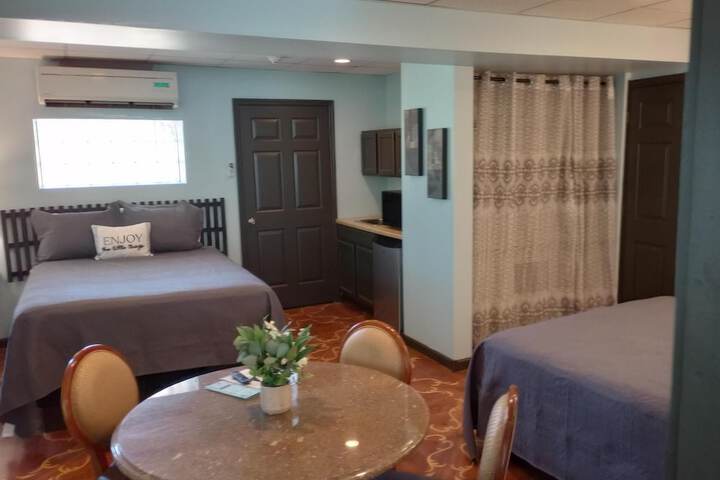 Elk River Hotel