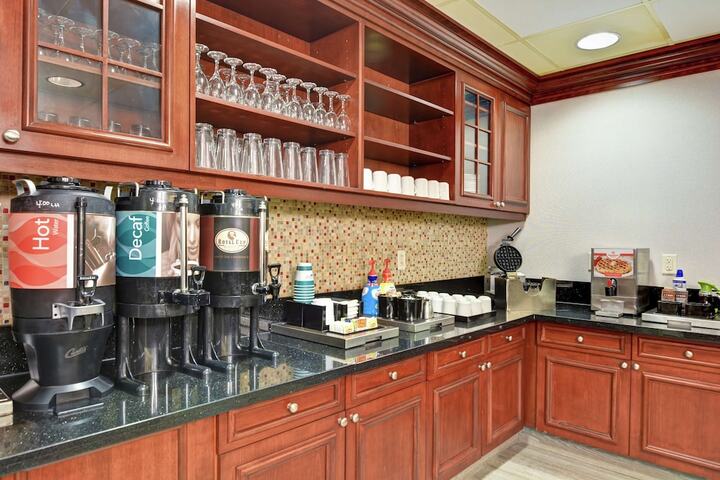 Breakfast/Coffee Service 54 of 60