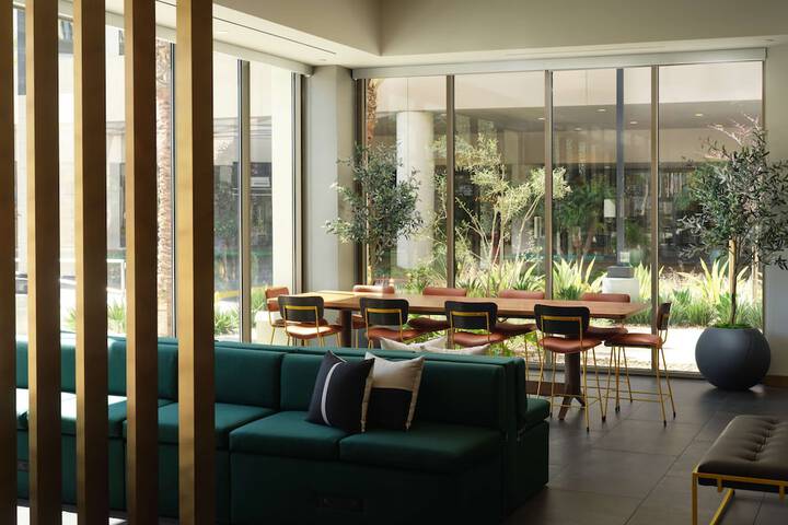 Hotel Interior 10 of 46