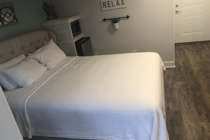 Room 51 of 74