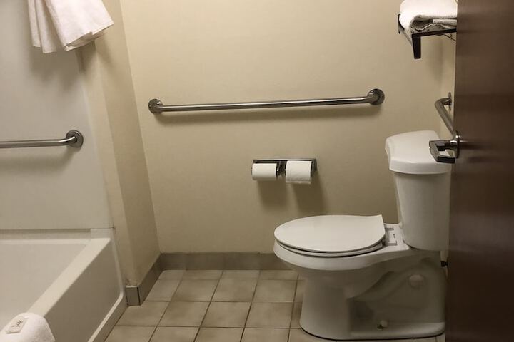 Key West Inn - Lafayette