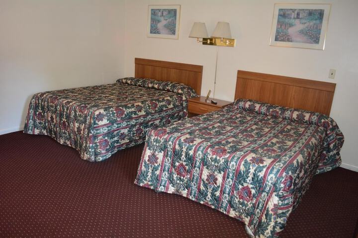 Room 13 of 23