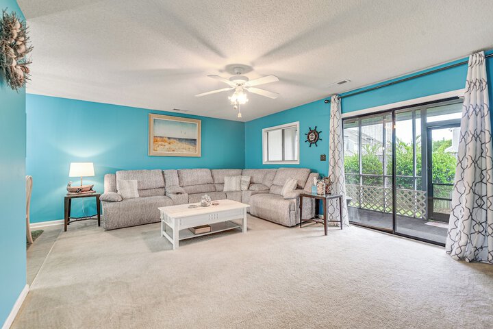 Warm Weather Escape! Golf & Relax in Little River