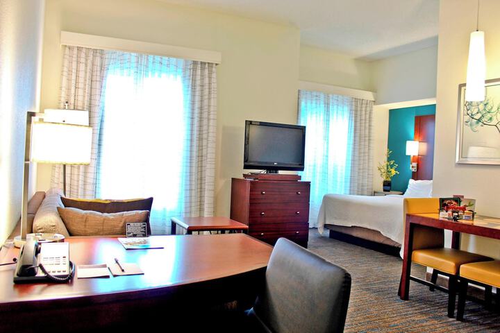 Room 14 of 23