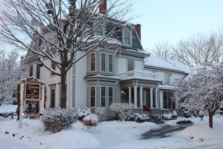 Hartstone Inn