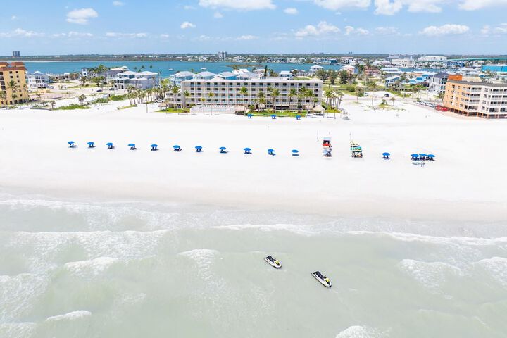 Best Western Plus Beach Resort