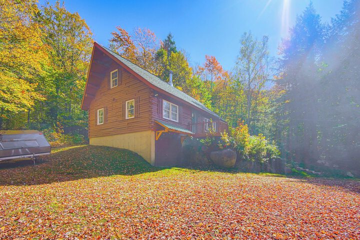 Andover Cabin Retreat w / Hot Tub & Fireplace!
