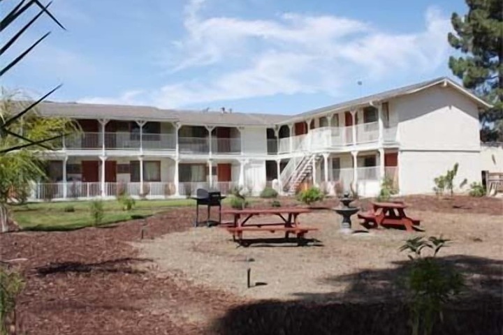 Property Grounds 35 of 35