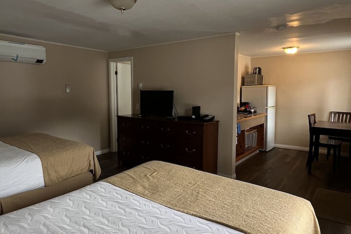 Room 133 of 153