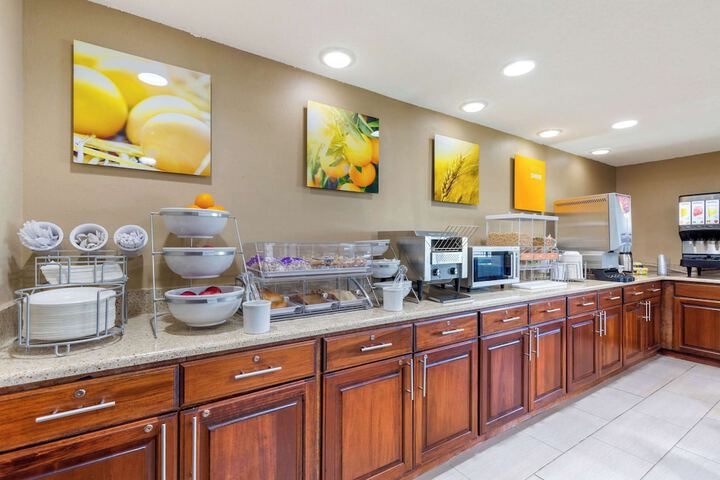 Comfort Inn & Suites Milford