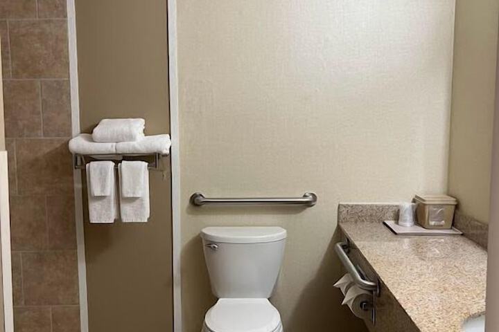 Room 15 of 42