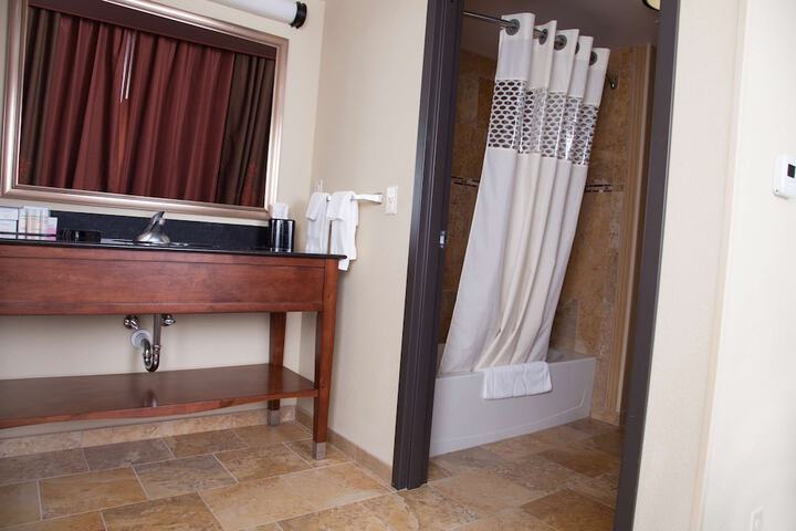 Hampton Inn & Suites Dickinson
