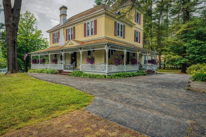 Rockwell Falls Inn and Wine Bar