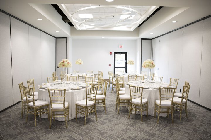 Ballroom/Hall 101 of 108