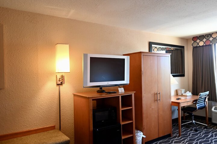 Room 21 of 46