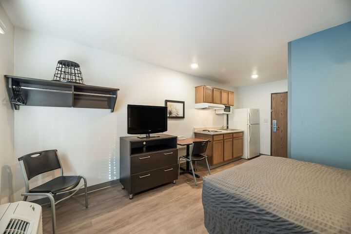 Room 18 of 22