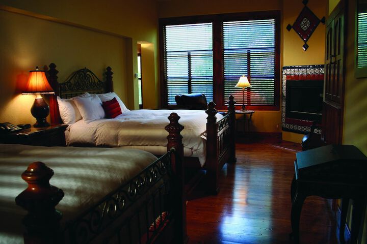 Room 16 of 29