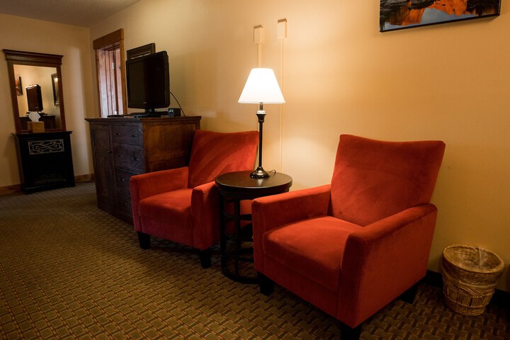 Silver Moon Inn