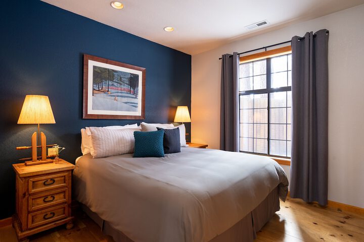 Room 70 of 108