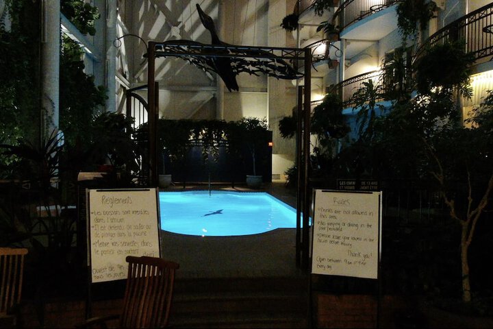 Pool 24 of 83