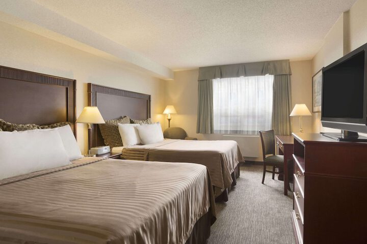 Room 21 of 35