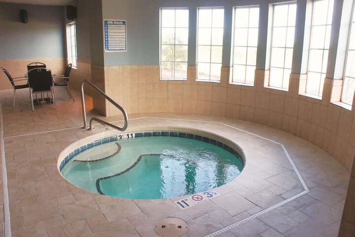 Pool 6 of 42