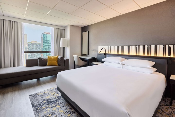 Room 75 of 162