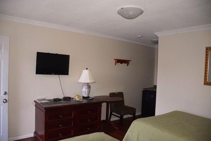 Room 17 of 47