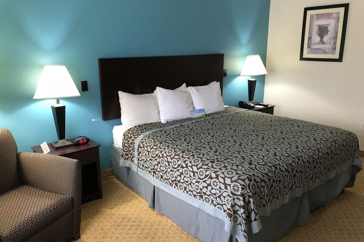 Room 7 of 23