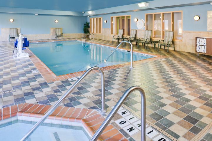 Holiday Inn Express Hotel & Suites Urbana-Champaign by IHG