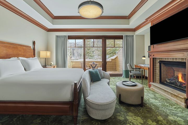 Room 51 of 113