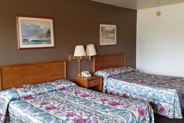 Room 10 of 11