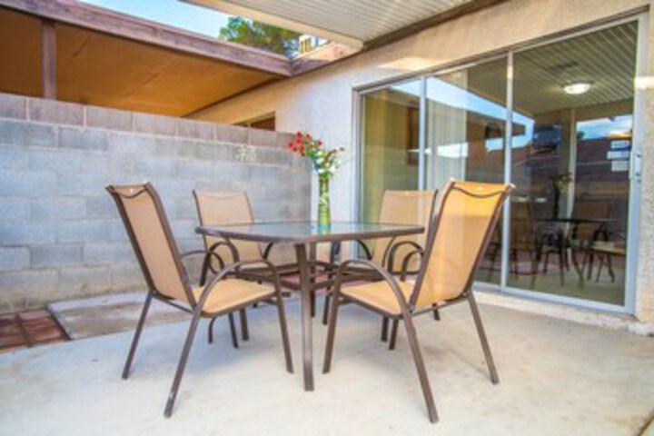 Flamingo Estate 4 Bd Luxury Las Vegas Condo