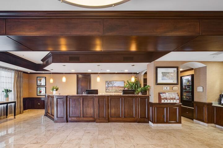 Ayres Hotel & Spa Moreno Valley