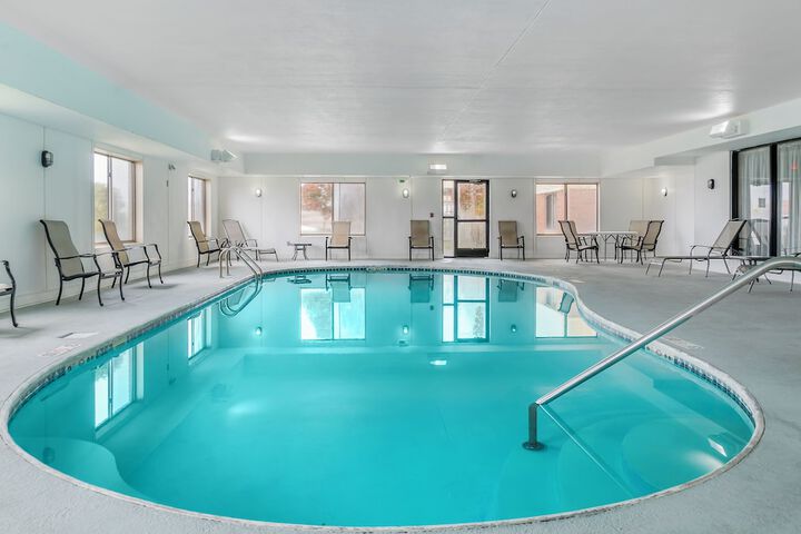 Comfort Suites Findlay I-75 near Sports Complex