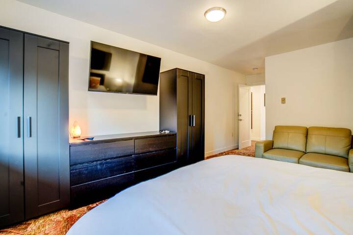 Room 27 of 54