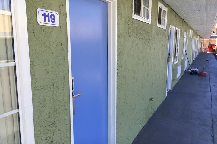 Town House Motel