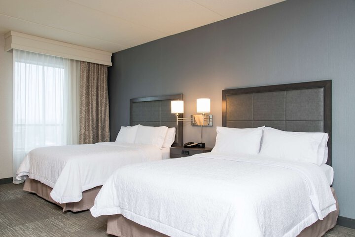 Hampton Inn & Suites Grand Rapids Downtown